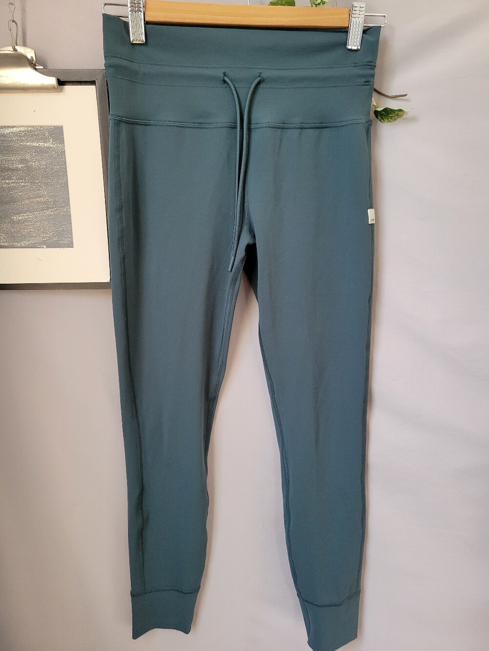 Vuori Daily Performance Leggings Teal Green M